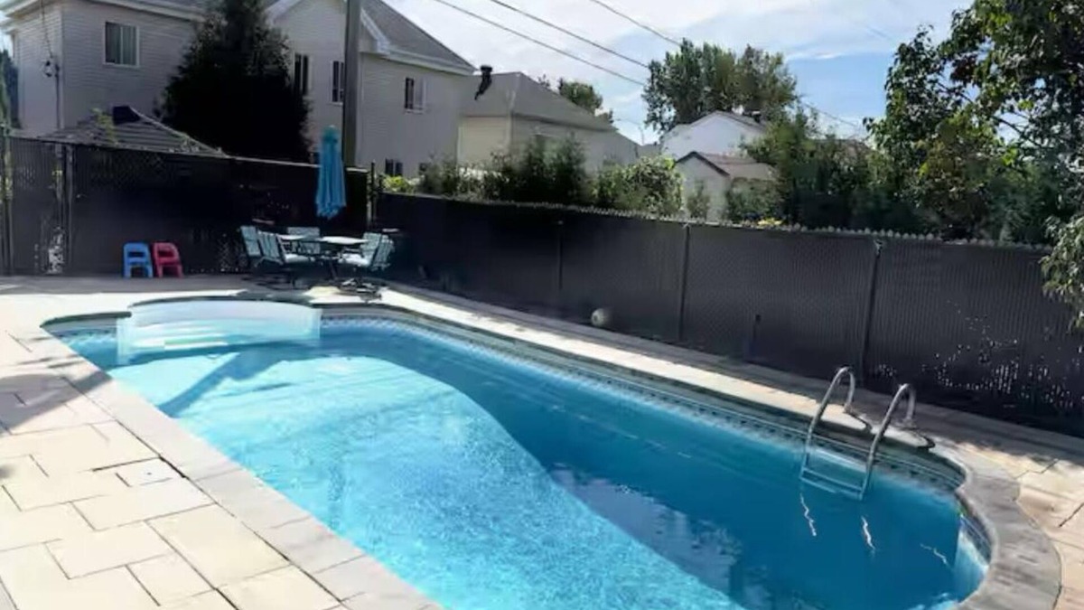 Laval Apartment | Chic Spacious Basement Pool WellServed No Kitchen