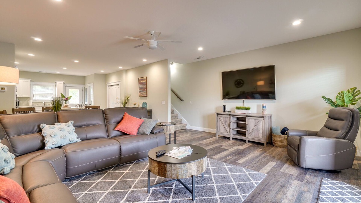 Spring City House | Chic Spring City Townhome on Watts Bar Lake!
