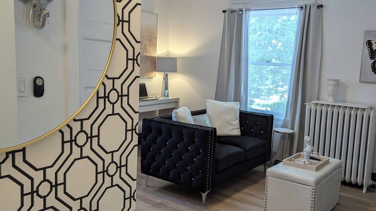 Saint Joseph Apartment | Chic Suite in the Heart of Downtown St. Joseph