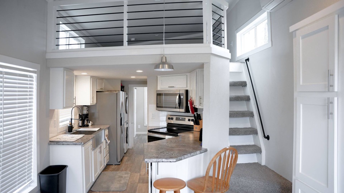 Wyldwood House | Chic Tiny Home Retreat Near Austin - Serenity Meets Modern Comfort