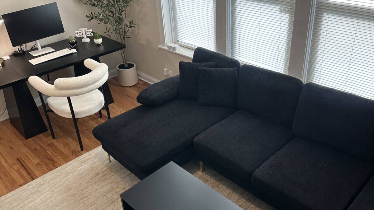 Irving Park East Apartment | Chicago 1BR: Stylish Stay with Workspace