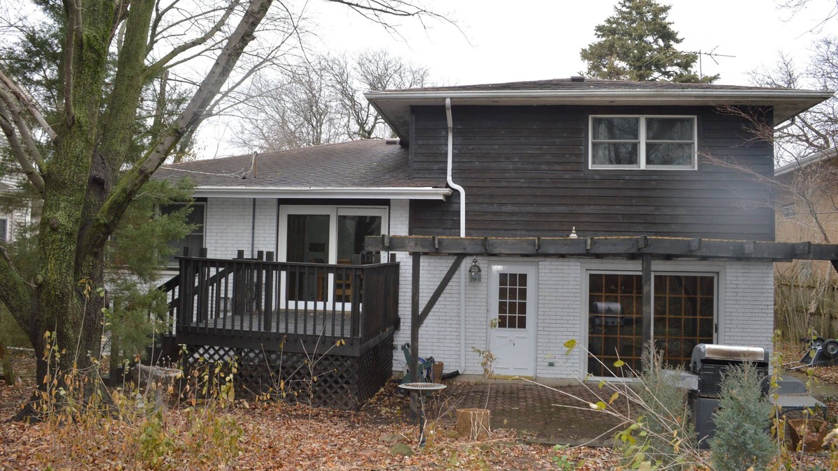 Villa Park House | Chicago suburbs executive retreat with great access