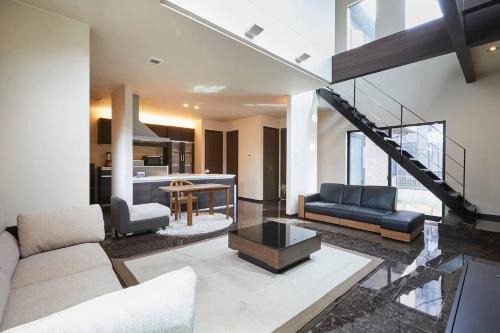 Mitaka Apartment | Chie's house