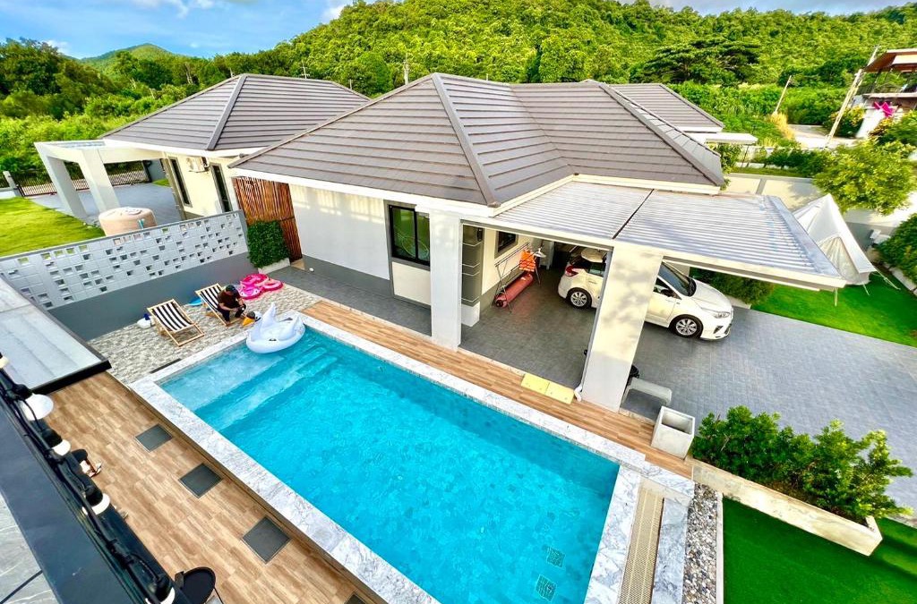 Sattahip Villa | Chill at Hill Pool Villa Sattahip