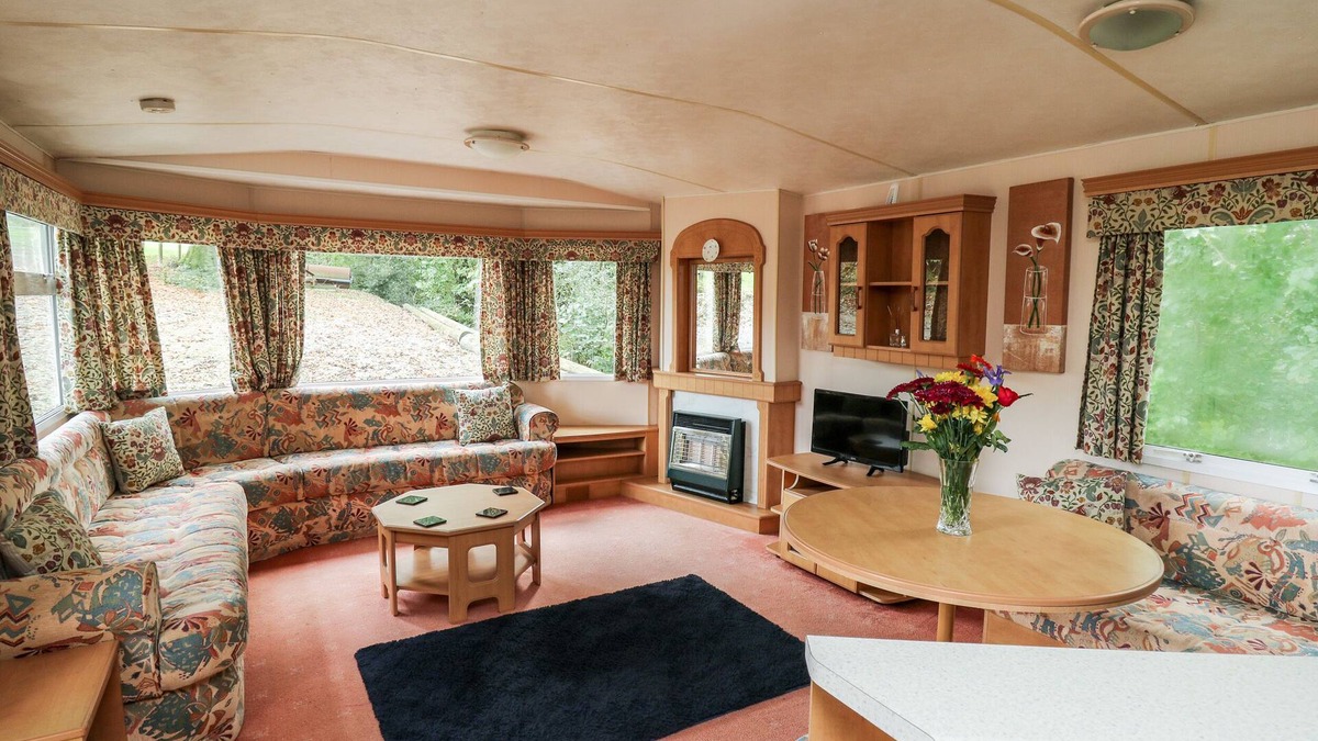 Pont-ar-gothi Cottage | CHILL OUT HOLIDAY, pet friendly, with a garden in Pencader
