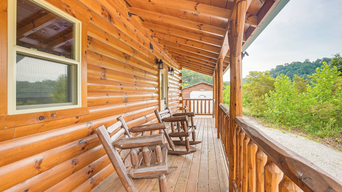 Chillicothe Cabin | Chillicothe Cabin Near Hocking Hills State Park!