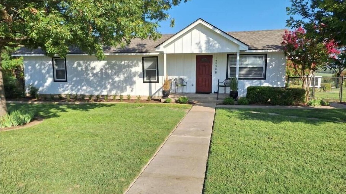 China Spring House | Chinaberry Cottage