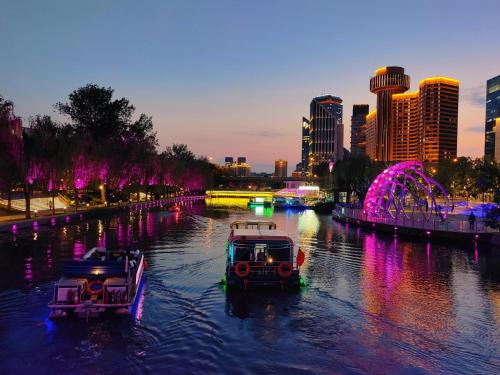 Yansha Hotel | Chinese Culture Boutique Hotel TangFu, Liangma Riverside, Near Sanlitun & Embassy Area, Metro Access, 20min to Wangfujing, Forbidden City & Tian'anmen Square, Airport & the Great Wall Travel Assistance