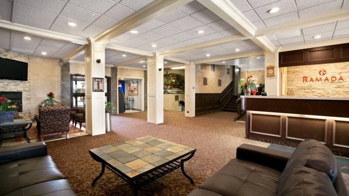 South Lethbridge Hotel | Chinook Motel