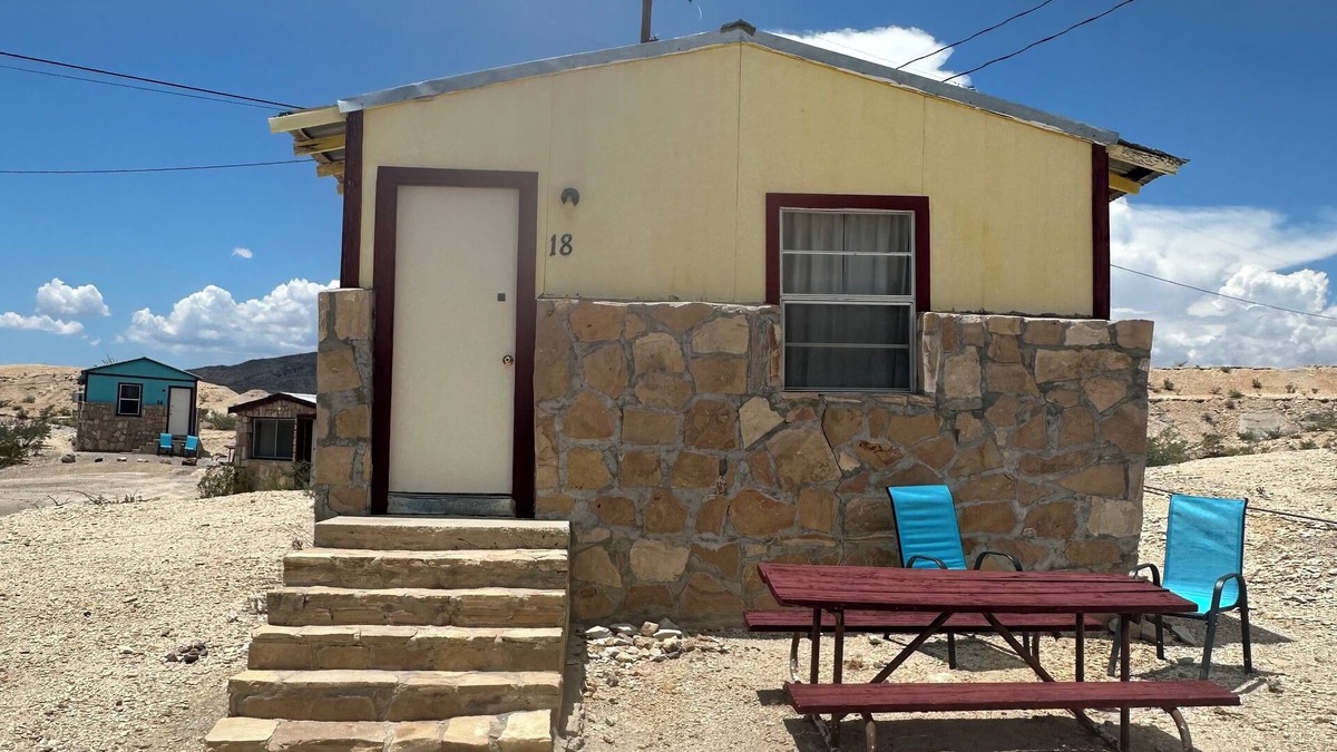 Study Butte-Terlingua Hotel | Chisos Mining Co Motel