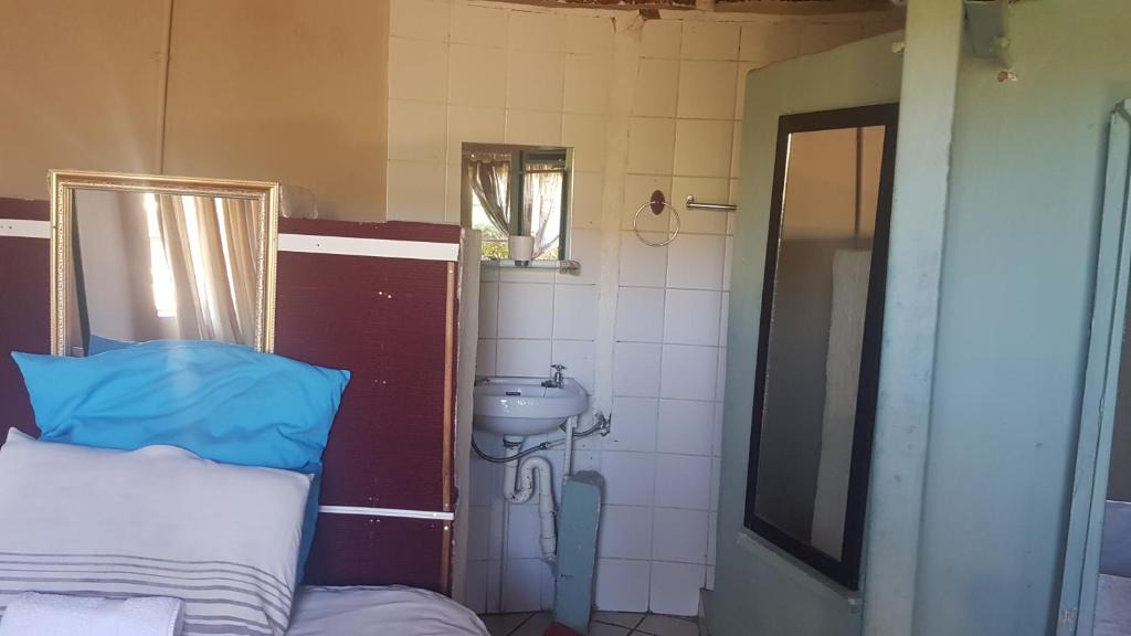 Leribe District House | Chocks Guest House
