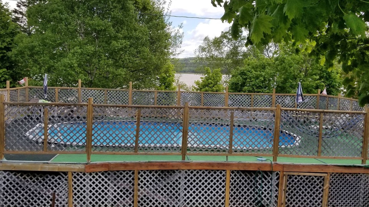 Edgetts Landing Cottage | Chocolate River Cottages - Chocolate River 2 Bedroom Cottage No. 3