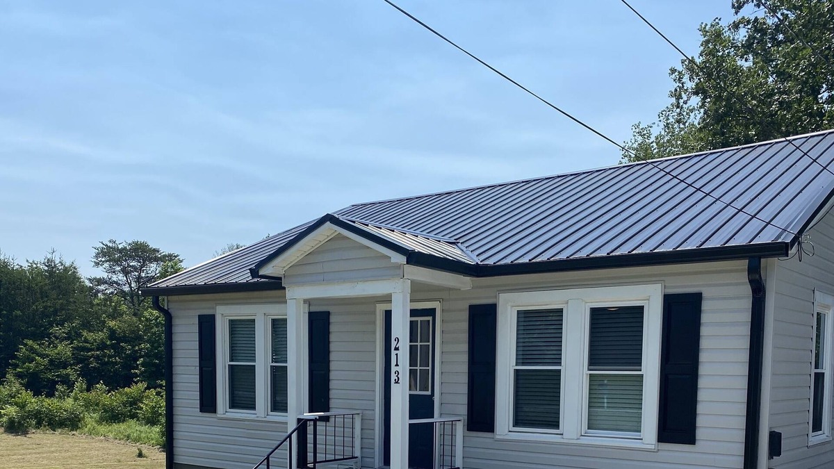 Morganton House | Choice Manor - 213 Brittian Dr Morganton 2 Bed/1Bath - Nature’s Playground