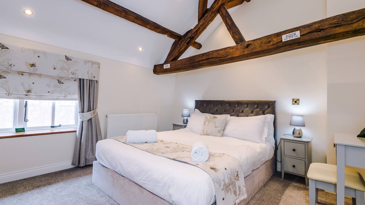 Tarporley Cottage | Cholmondeley Retreat - a lovely house sleeping 2 guests in 1 bedroom