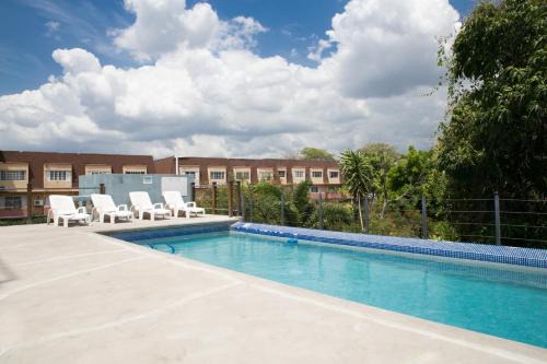 New Kingston Apartment | Choose To Be Happy at Brompton Estates - One and Two Bedroom with Pool