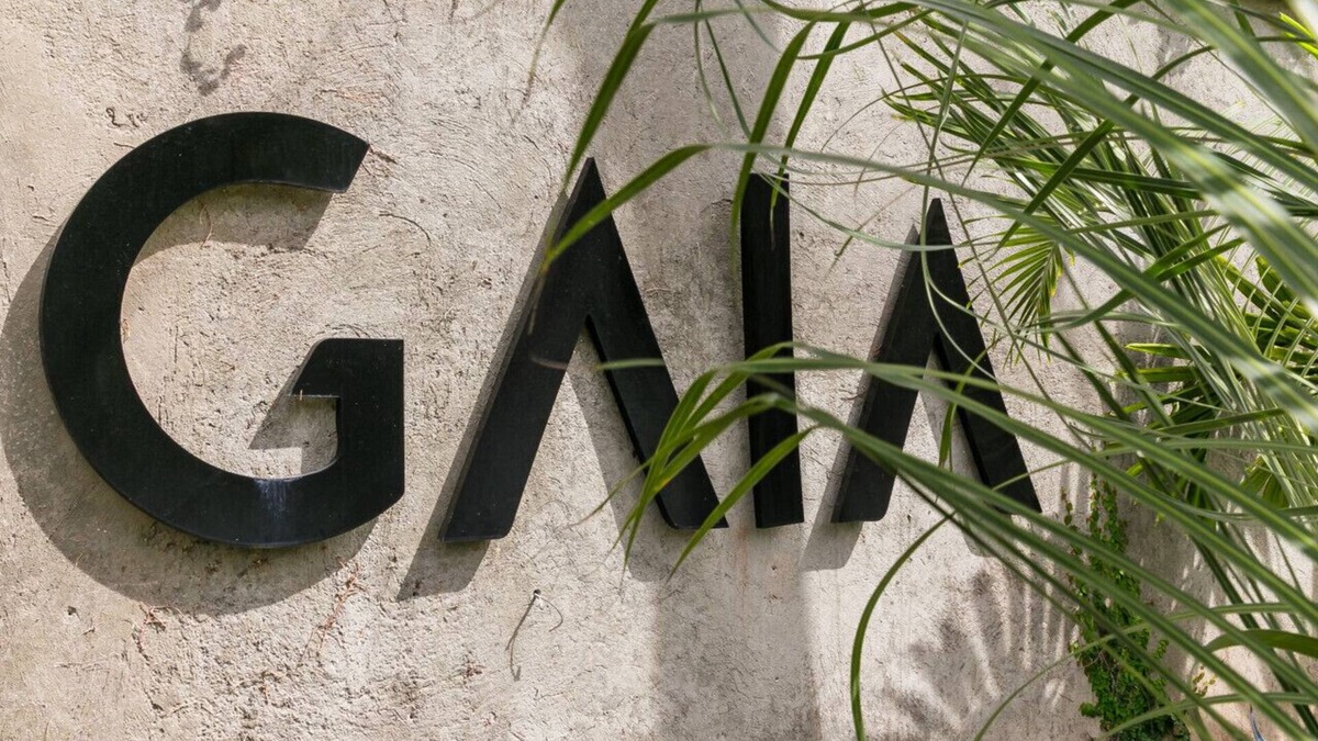 Barbican Apartment | Choose To Be Happy @ The GAIA [2-Bedroom w/Pool]