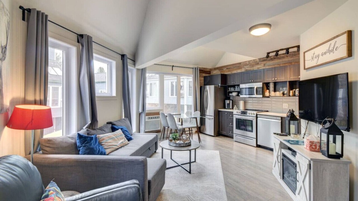 Mont-Tremblant Pedestrian Village Condo | Chouette Tremblant Ski In/Out Pedestrian Village
