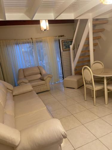 Summerfield Apartment | Chrisanns beach resorts