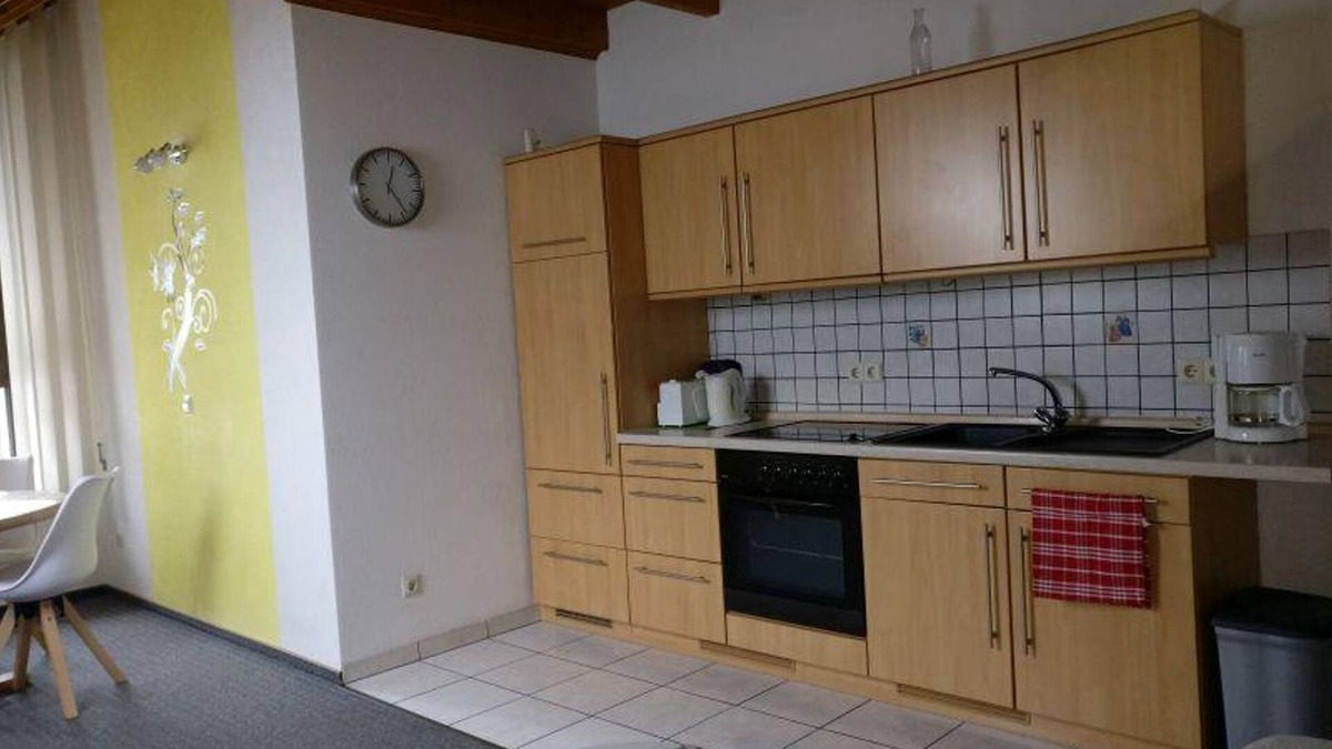 Cond Apartment | Christ, Helga - Large apartment
