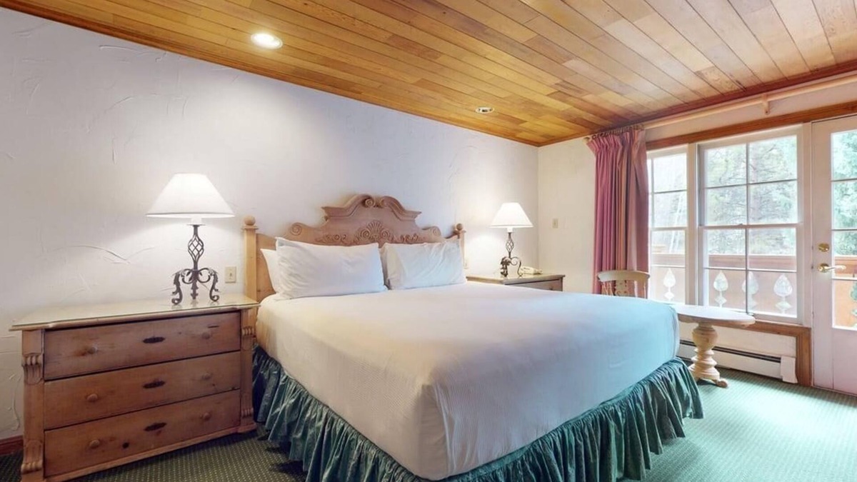 Vail Apartment | Christiania 304 - Mountain View King