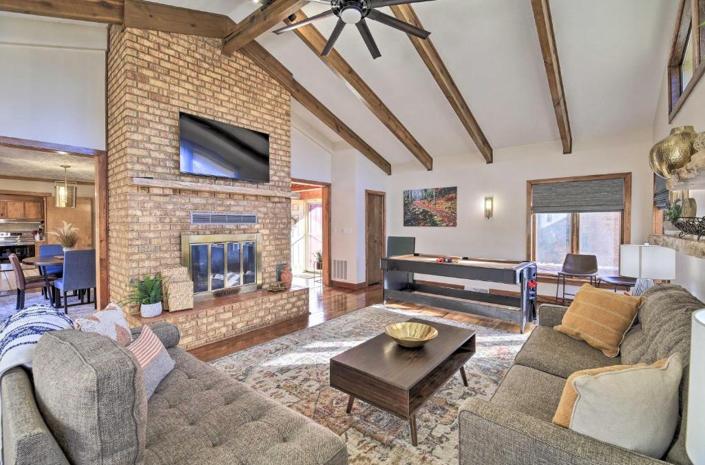 Christiansburg House | Christiansburg Home about 12 Mi to Virginia Tech!