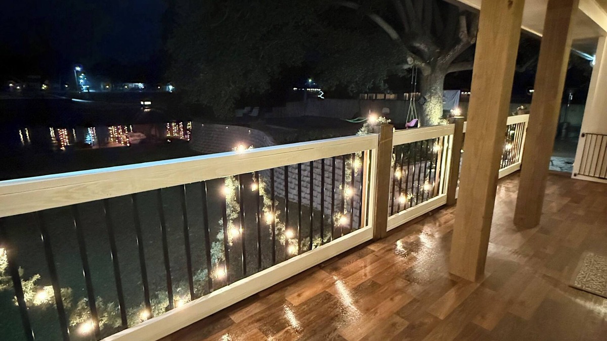 Natchitoches House | Christmas on Cane River - Watch Fireworks from Boat Dock or Walk to Festival