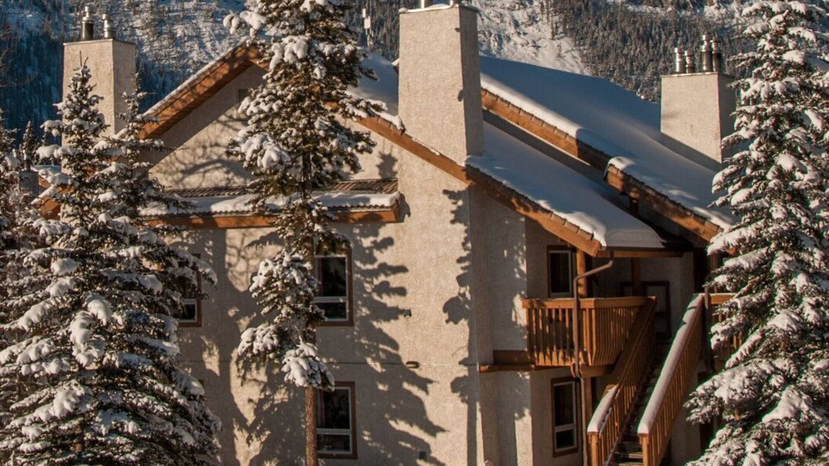 Banff House | Christmas Ski in the Canadian Rockies Dec 17-24
