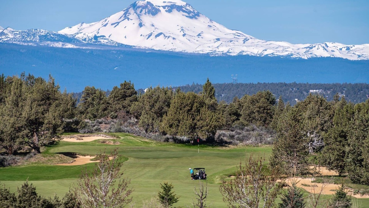 Pronghorn House | Christmas Wonderland - Special 7 nights for the price of 5