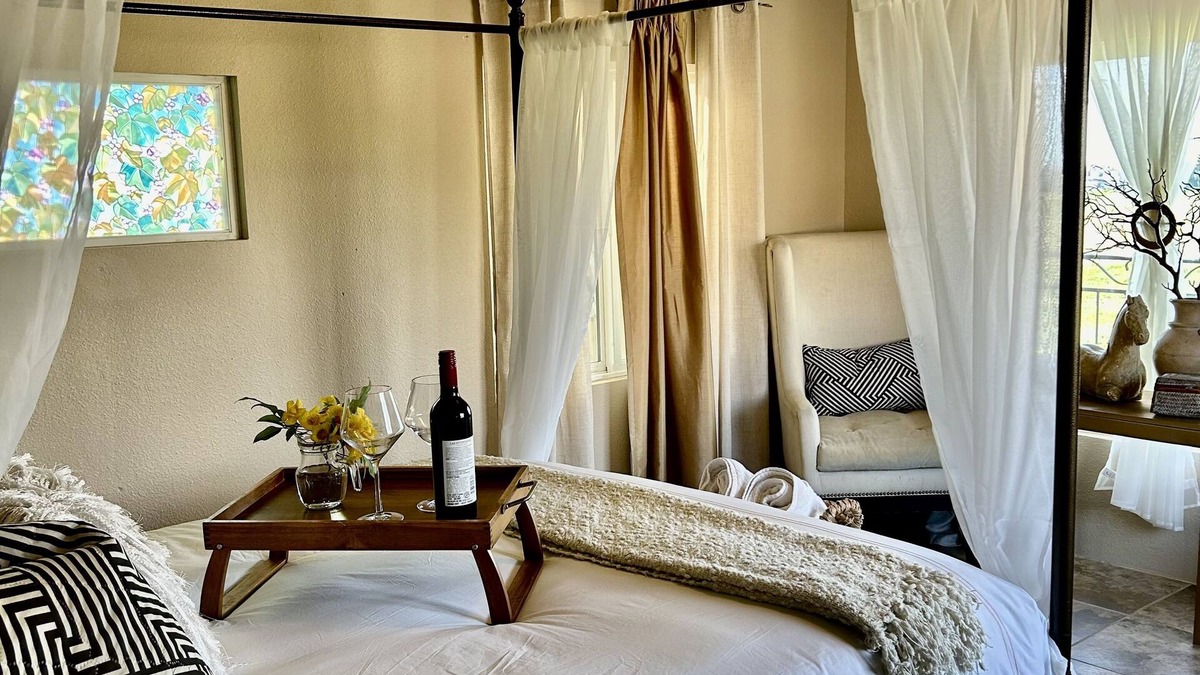 Ampliacion Mazatlan Villa | Christys Villa #1 "Quiet, Secure ,One bedroom Villa with Ocean View!