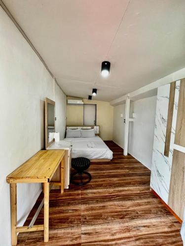 Bang Phlat Apartment | Chubbi 5 Room24