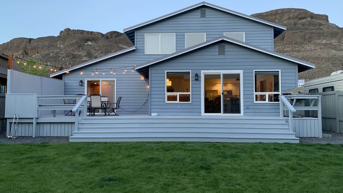 Sunland Estates House | Chukar House of Sunland Estates, 10 minutes from The Gorge