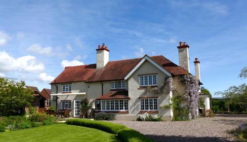 Sutton Maddock Bed & Breakfast | Church Farm B&B near Telford and Ironbridge