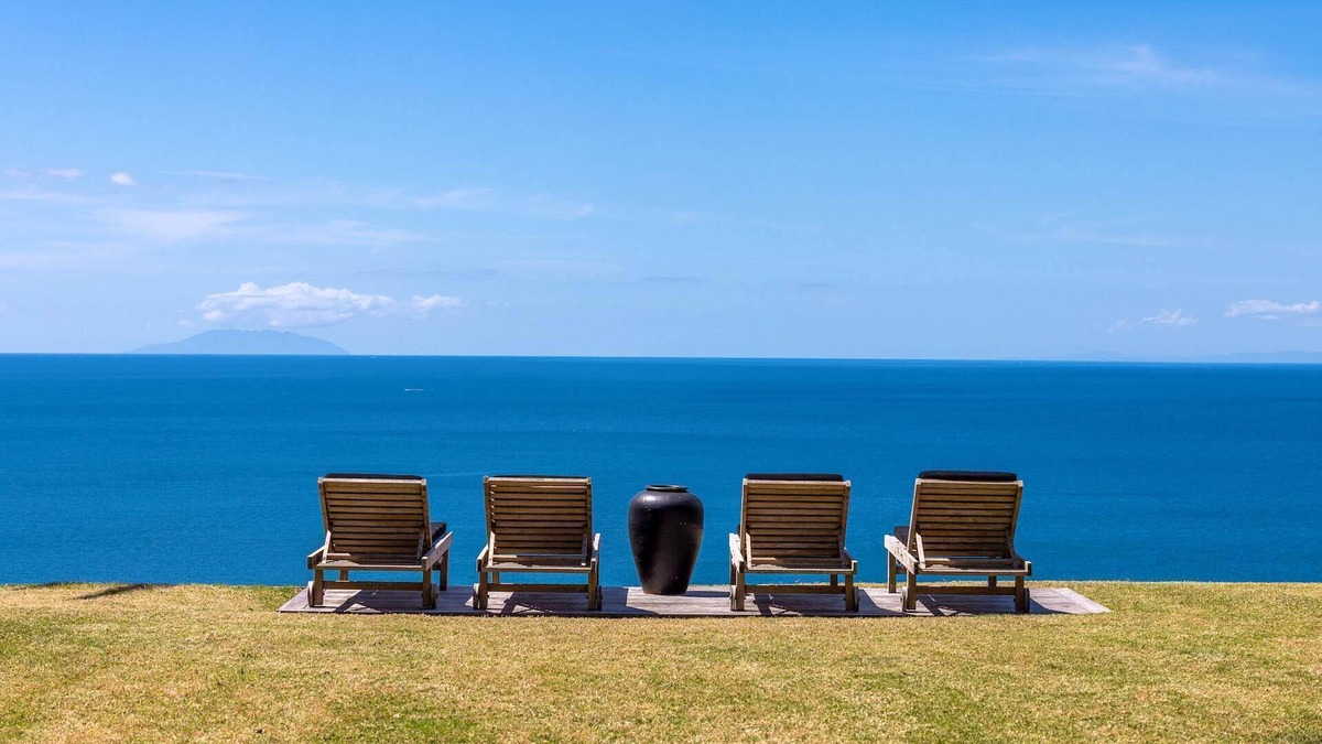 Onetangi House | Church House | Stay Waiheke