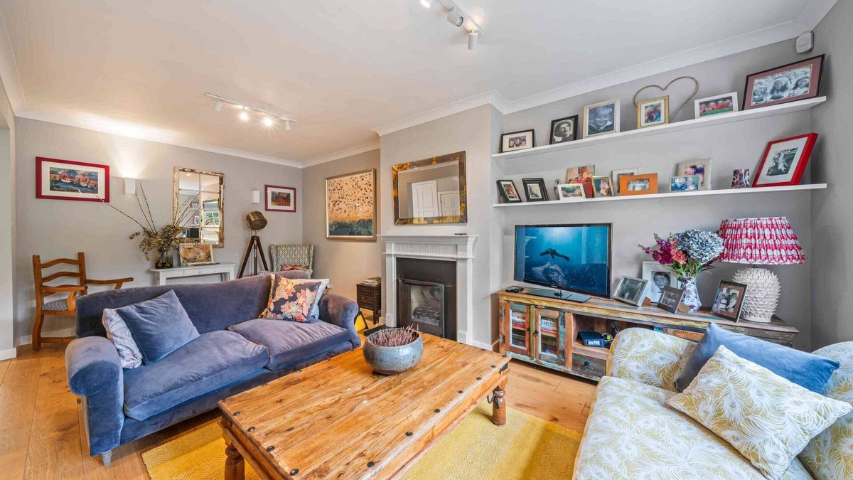 Wimbledon House | Church Road - Four Bedroom House, Sleeps 8