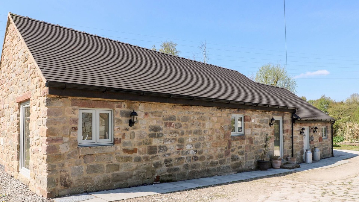 Coxbench House | CHURN DASH COTTAGE, family friendly in Horsley Woodhouse