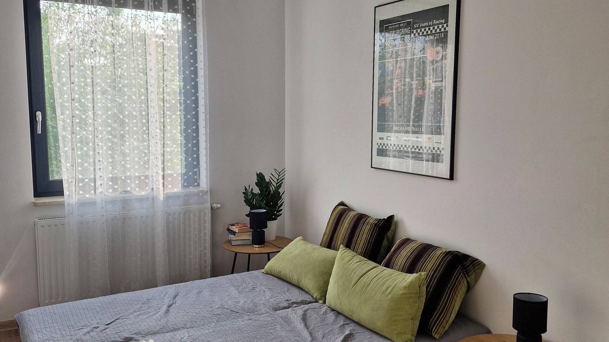 Zakrzowek Apartment | Cichy apartament z balkonem i prywatnym parkingiem