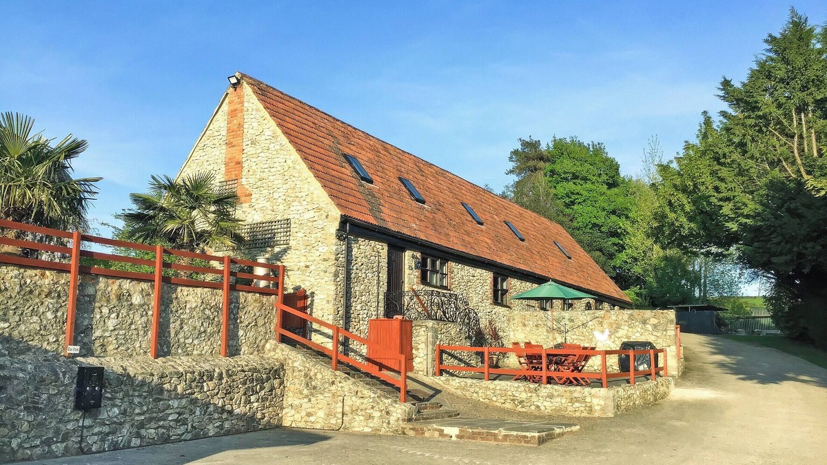 Hawkchurch Cottage | Cider Cottage is a paradise for families, friends and couples.