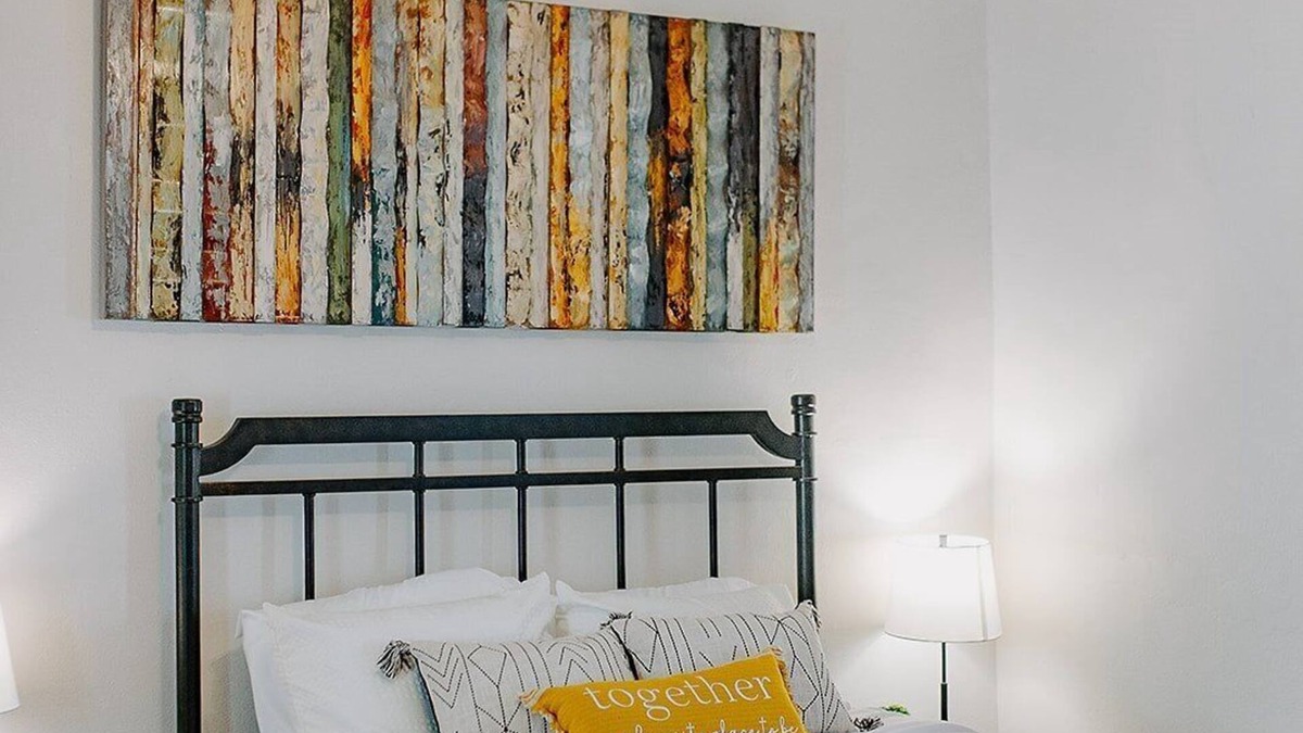 The Hill House | Cielo Casa on “The Hill” Walkable and mins away from, BJC, SLU, Downtown + more