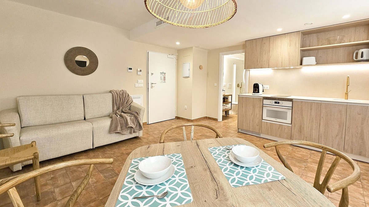 Ciutat de les Arts i les Ciencies Apartment | CIENCIAS STUDIO Z. WIFI + AIRE ACONDICIONADO