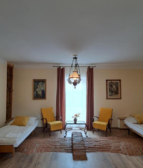 Lukova Apartment | Cihlový apartmán - 100DOLA