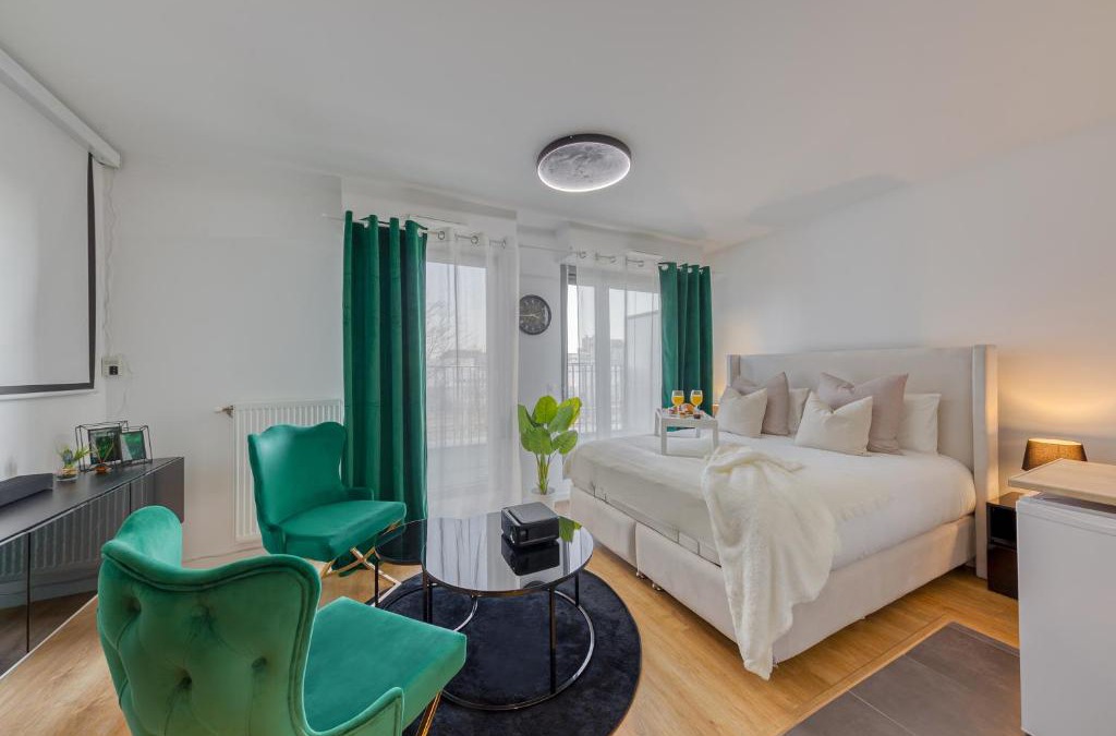 Quartier Vilmorin Apartment | Cinéma Moon Luxury - Gare 3min - Proche Paris