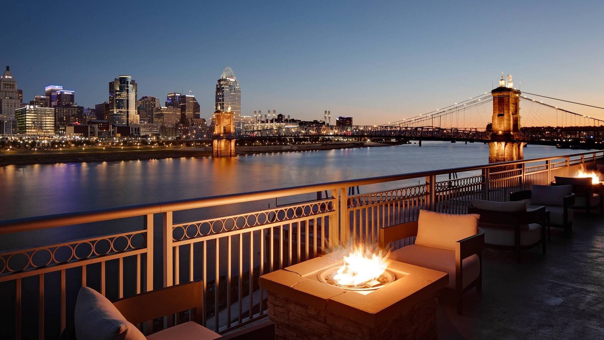 Covington Hotel | Cincinnati Marriott at RiverCenter