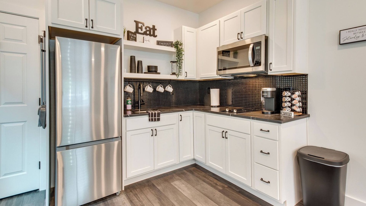 Norwood Apartment | Cincinnati Vacation Rental ~ 8 Mi to Downtown!