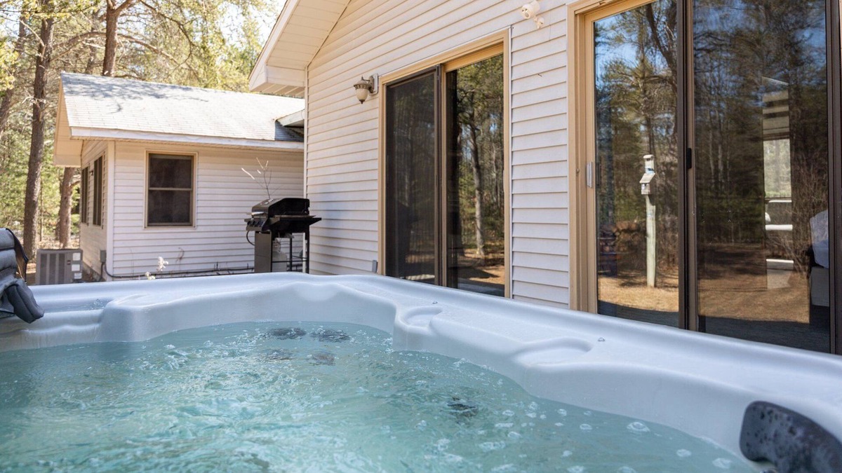 Beulah Cabin | Cinders Whispering Waters and Wilderness Escape