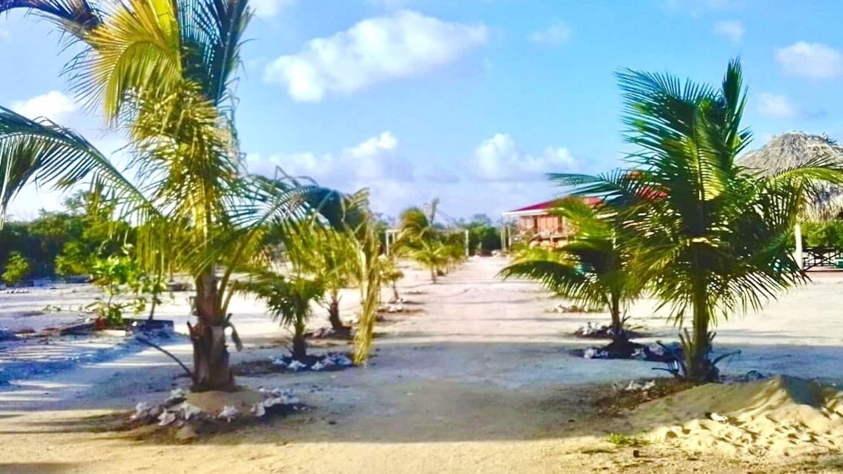 Glovers Reef Atoll House | Cindiri Beach Belize Private Island
