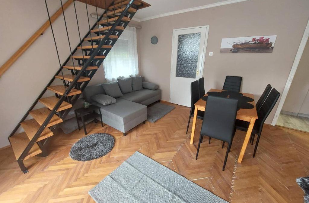 Tiszakecske House | Cinke Üdülőház