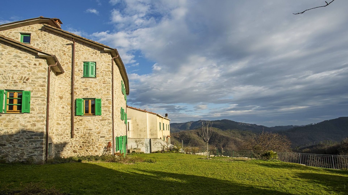 Bracelli House | Cinque Terre Teti's house, deep in the green hills