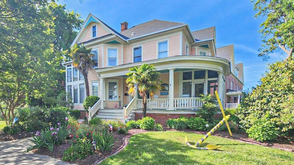 Cape Charles House | Circa 1912 charm. 1 block to beach. Sleeps 12. Equipped recreation room!