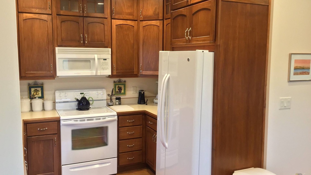 Stamping Ground Apartment | Circle F Acres: Comfortable, Rural Setting, ARK, Distilleries, Pet friendly