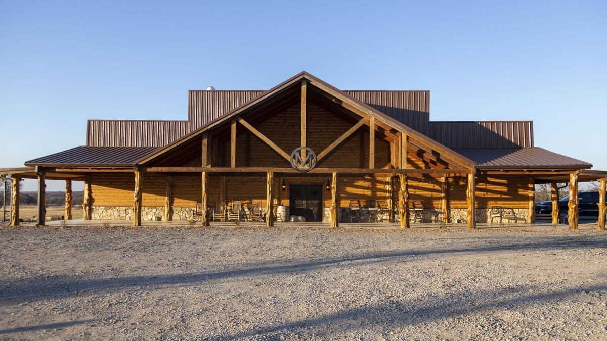 Garvin County House | Circle M Lodge is The Perfect Get-A-Way